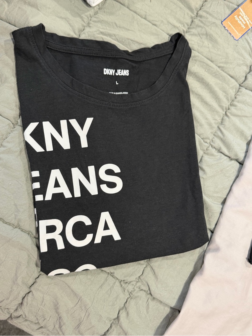 Dkny Black Crewneck Tee with White New York Text